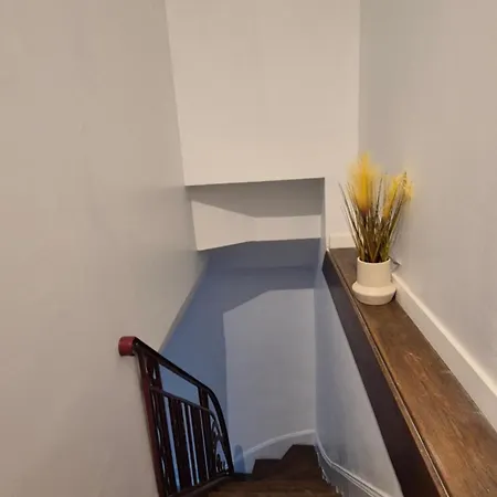 Semesterbostad Maison Les Glycines