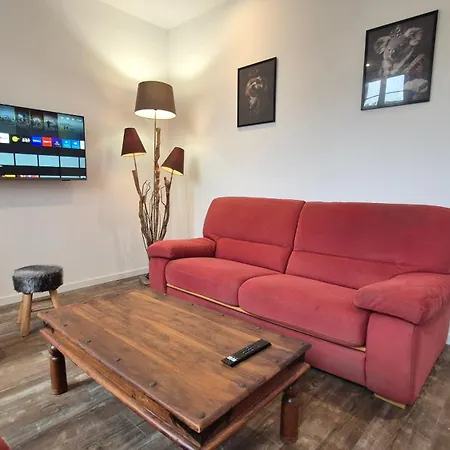 Semesterbostad Maison Les Glycines *